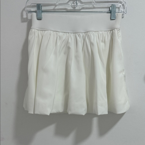 Dresses & Skirts - Elegant White Women's Bubble Skirt